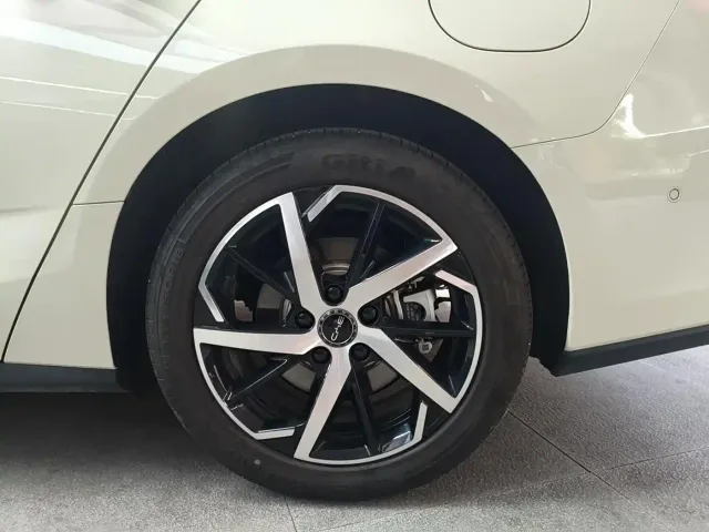 BYD Seal 07 DM-i — Фото автомобиля 15