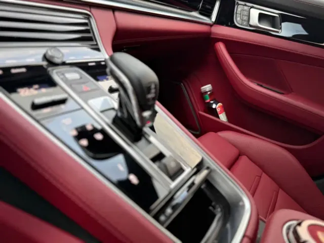 Porsche Panamera — Фото автомобиля 7