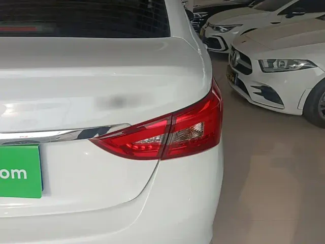 Chery Arrizo 5 2021 PRO 1.5L CVT Youth Edition — Фото автомобиля 7