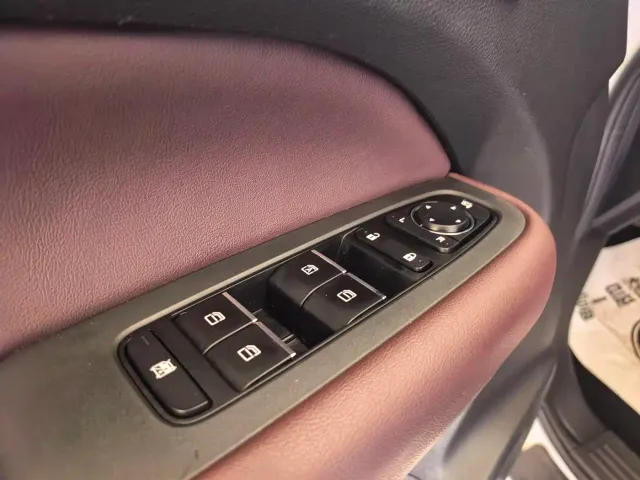 GAC Trumpchi M6 — Фото автомобиля 5
