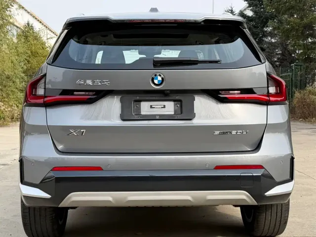BMW X1 — Фото автомобиля 6