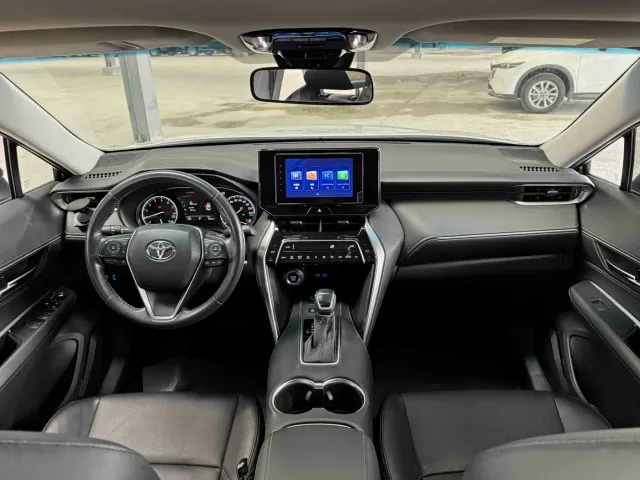 Toyota Harrier — Фото автомобиля 13