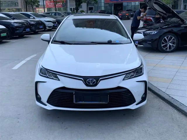 Toyota Corolla — Фото автомобиля 2