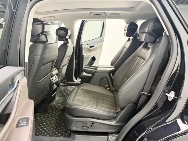 Ford Edge — Фото автомобиля 15