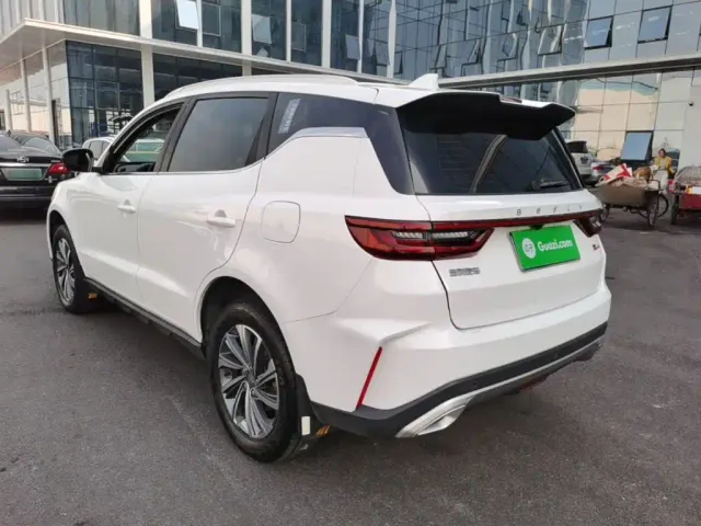 Geely Vision X6 — Фото автомобиля 4