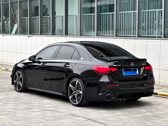 Mercedes-Benz A-Class AMG — Фото автомобиля 9