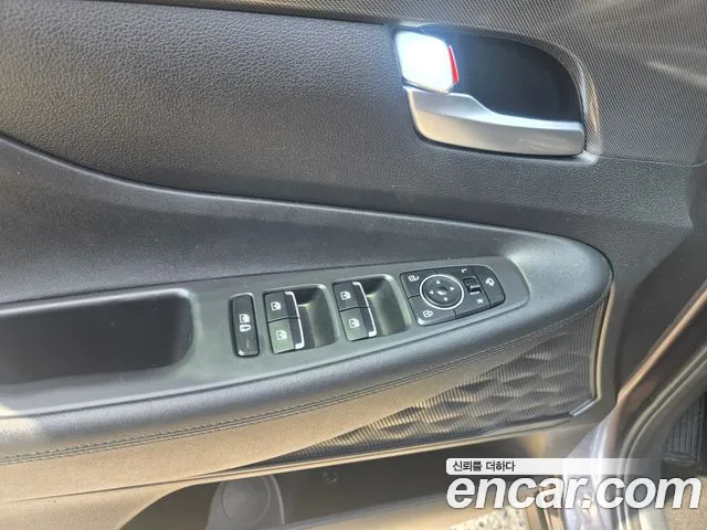 Hyundai Santafe Новый Santa Fe Дизель 2.2 2WD — Фото автомобиля 15