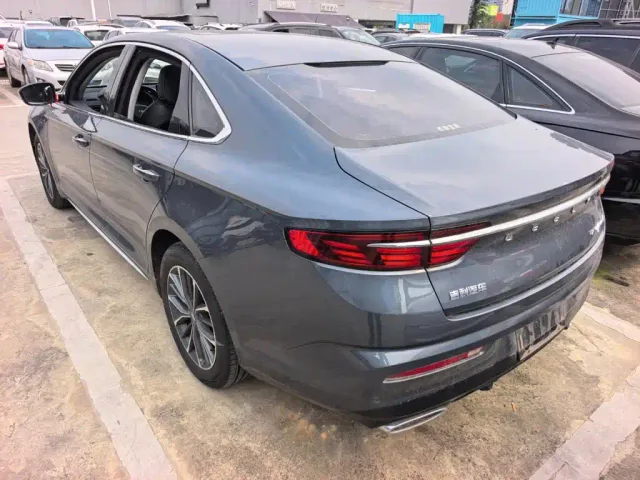 Geely Xingrui — Фото автомобиля 5