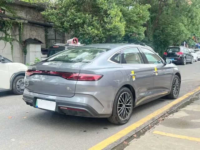 BYD Qin L — Фото автомобиля 5