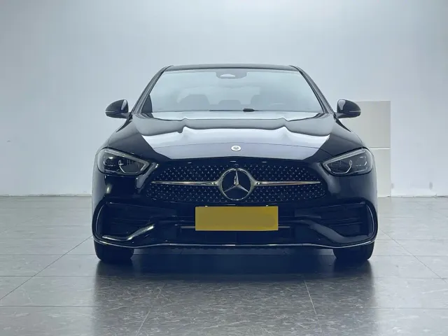 Mercedes-Benz C-Class — Фото автомобиля 2