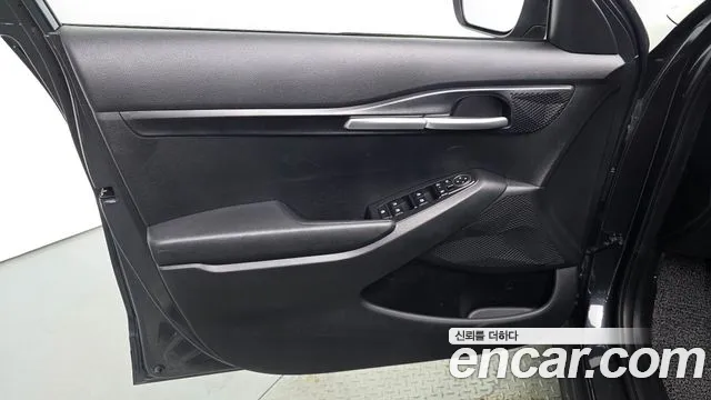 Kia Seltos Новый Seltos Бензин 2.0 2WD — Фото автомобиля 23