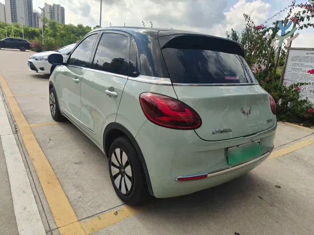 Wuling Bingo — Фото автомобиля 4