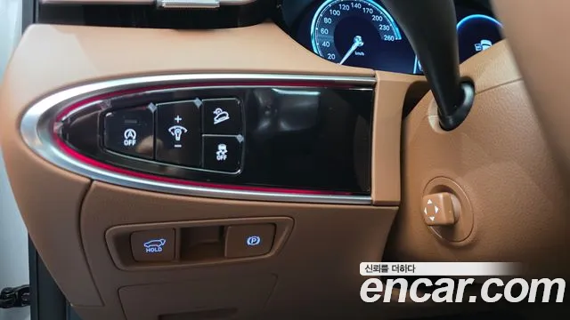 Genesis GV70 — Фото автомобиля 20