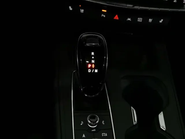 Cadillac XT4 — Фото автомобиля 13