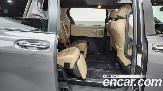 Toyota Sienna 4th Gen — Фото автомобиля 17
