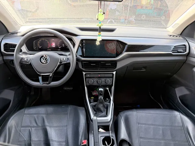 Volkswagen T-Cross — Фото автомобиля 7