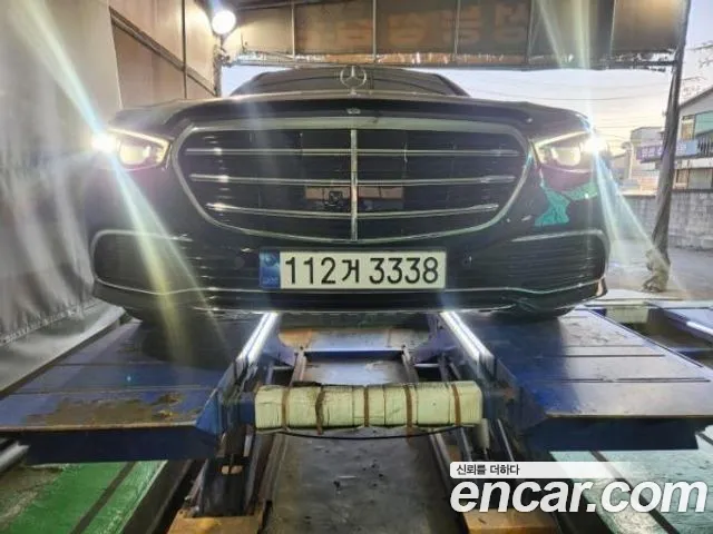 Фотография автомобиля — Mercedes-Benz S-Class W223