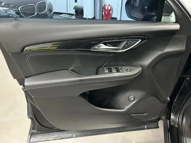 Buick Envision S — Фото автомобиля 5