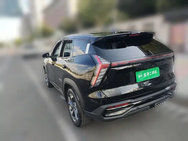 Geely Boyue L — Фото автомобиля 4