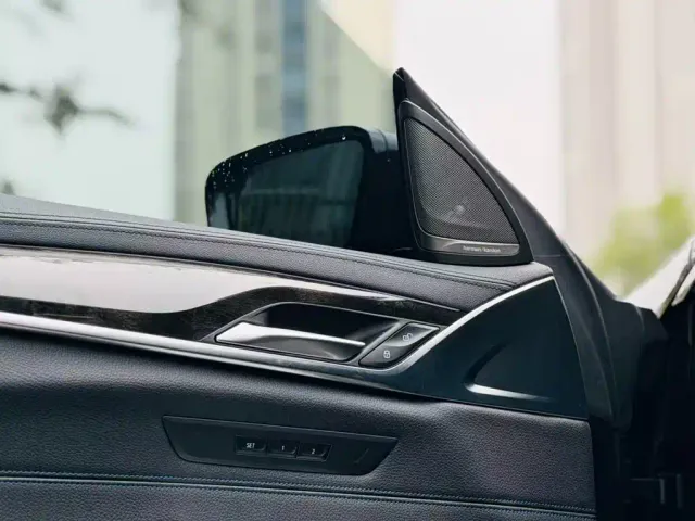 BMW 6 Series Gran Turismo — Фото автомобиля 9