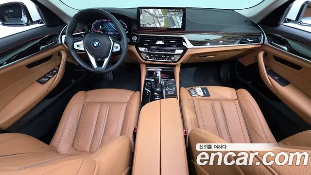 BMW 5 Series — Фото автомобиля 7