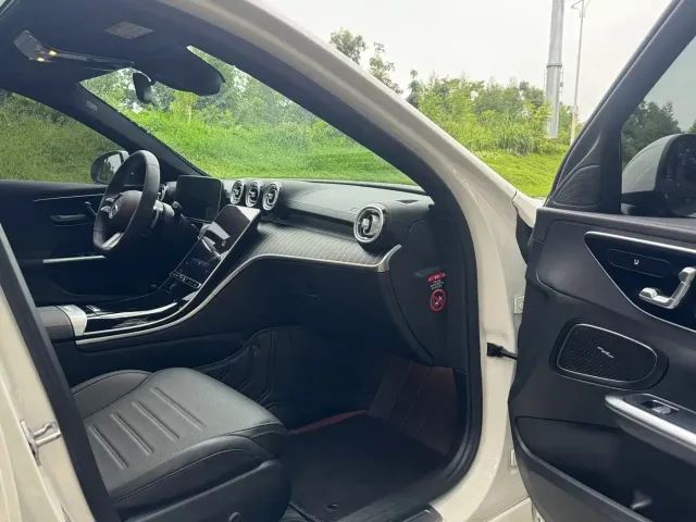 Mercedes-Benz C-Class — Фото автомобиля 13