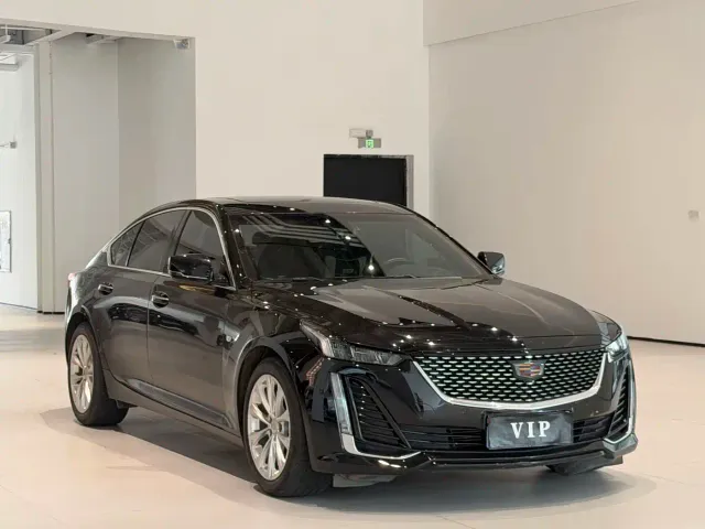 Cadillac CT5 — Фото автомобиля 3
