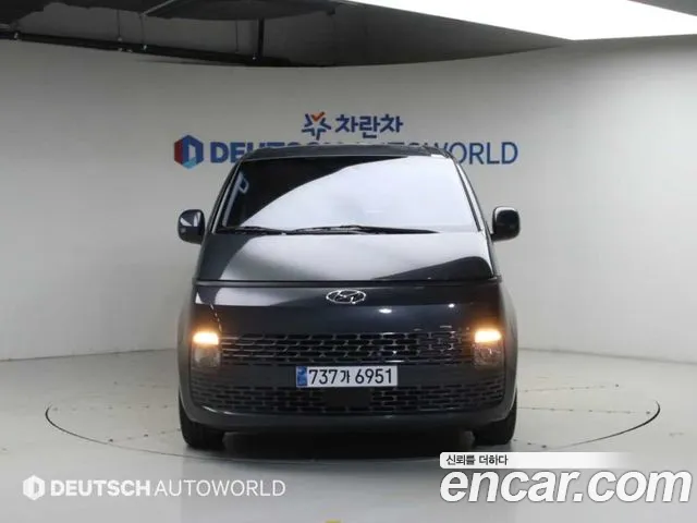 Hyundai Staria — Фото автомобиля 3