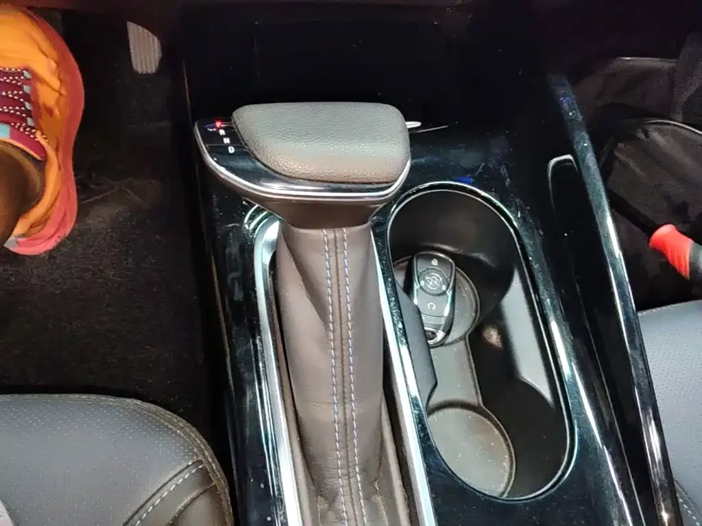 Buick Velite 6 2022 Connected Smart Enjoyment PLUS — Фото автомобиля 13