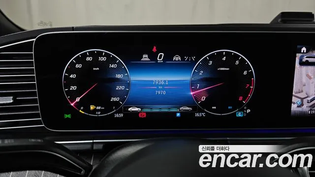 Mercedes-Benz GLS-Class — Фото автомобиля 8