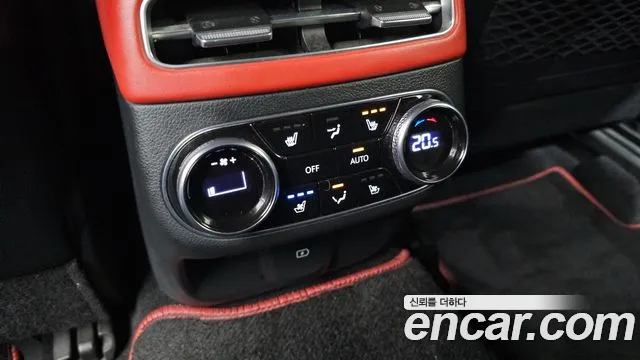 Genesis GV70 2.5T Бензин AWD — Фото автомобиля 14