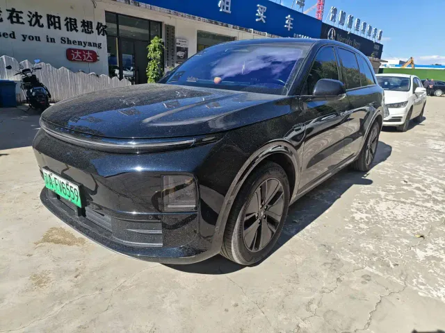 Фотография автомобиля — Li Auto L6