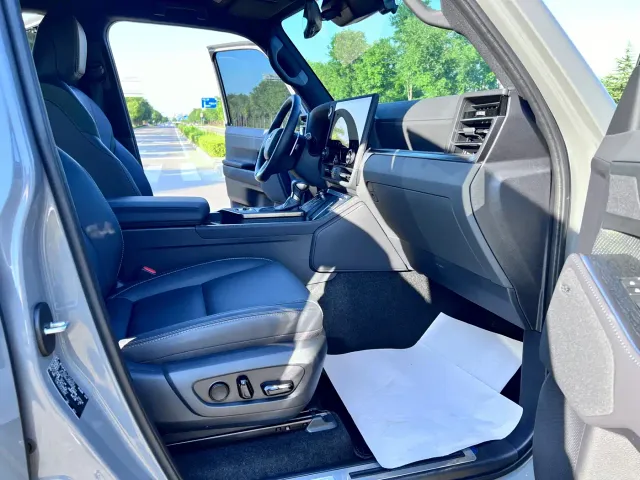 Lexus GX — Фото автомобиля 10