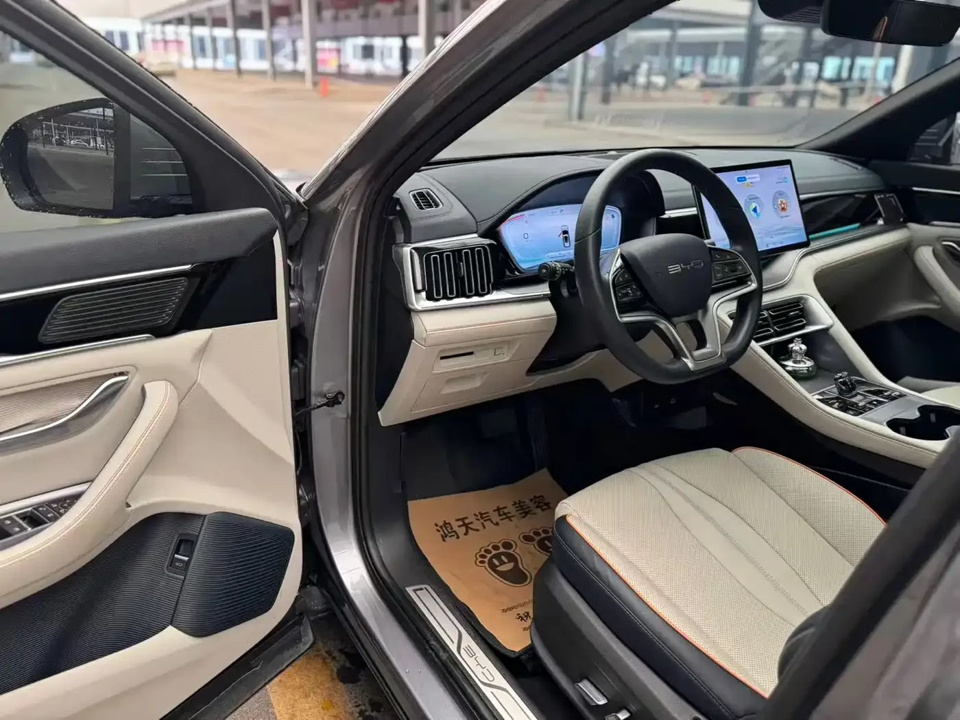BYD Song PLUS PHEV 2024 Glory Edition DM-i 150km Flagship PLUS — Фото автомобиля 4