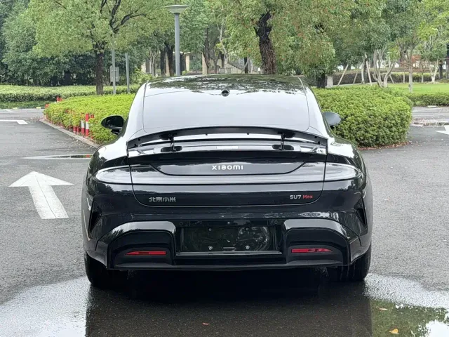 Xiaomi SU7 — Фото автомобиля 13