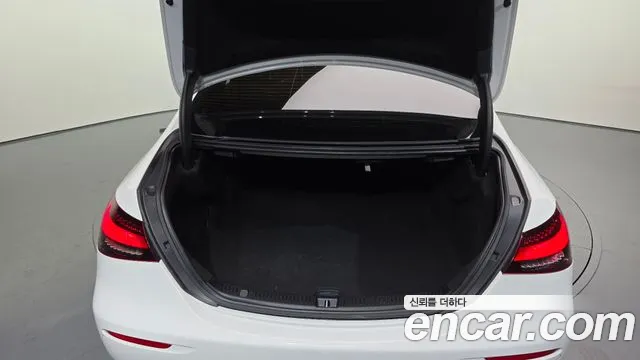 Mercedes-Benz E-Class W213 — Фото автомобиля 20