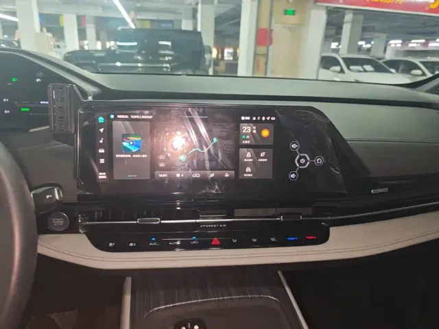 Changan Qiyuan Q05 — Фото автомобиля 12
