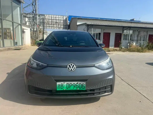 Volkswagen ID.3 — Фото автомобиля 2