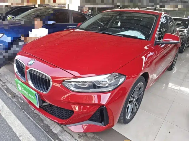 Фотография автомобиля — BMW 1 Series