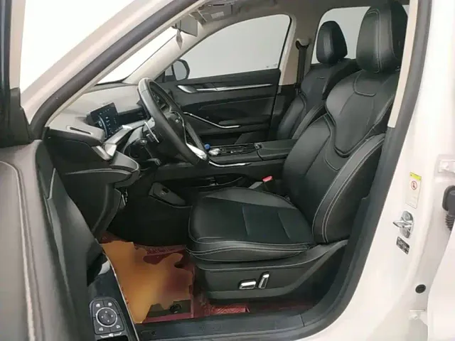 Haval H6 — Фото автомобиля 10