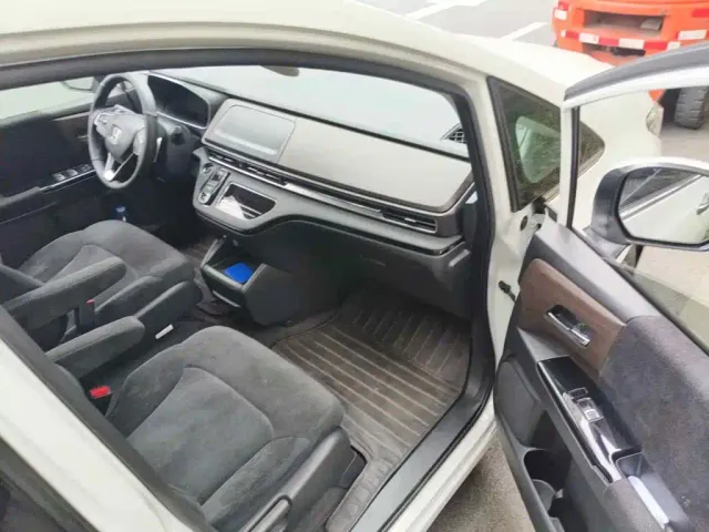 Honda Odyssey — Фото автомобиля 13