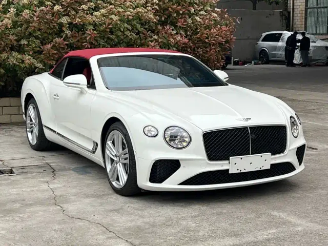 Bentley Continental — Фото автомобиля 3