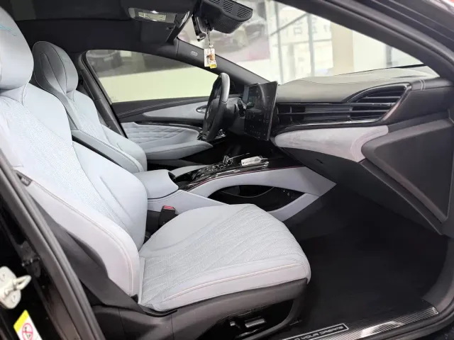 BYD Seal — Фото автомобиля 13