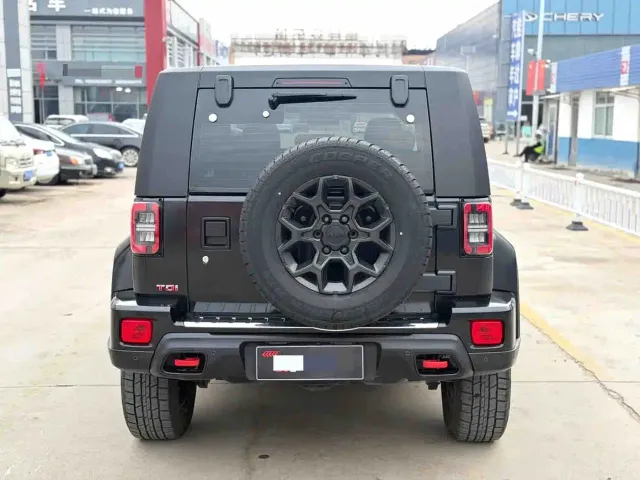 BAIC BJ40 — Фото автомобиля 5