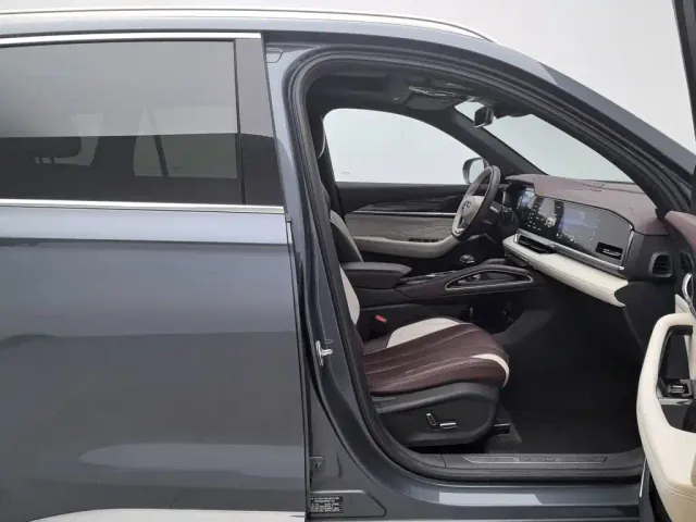 Geely Xingyue L — Фото автомобиля 23