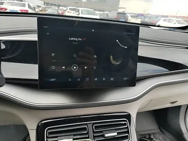 BYD Qin PLUS — Фото автомобиля 12