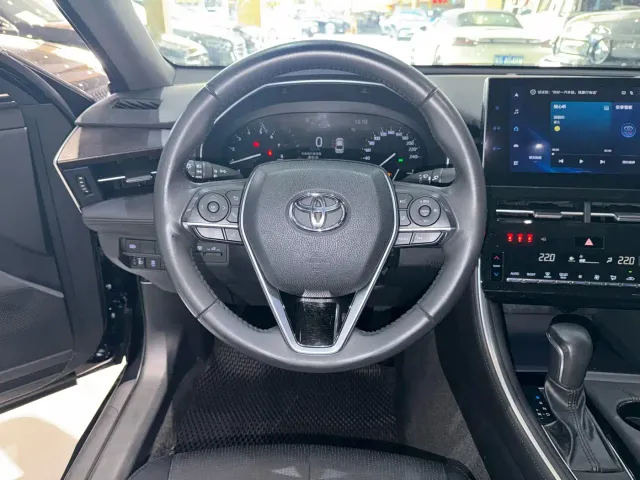 Toyota Avalon — Фото автомобиля 15