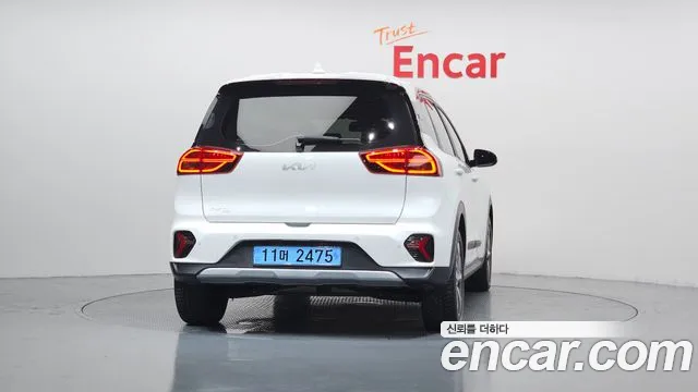 Kia Niro Niro Plus Earth — Фото автомобиля 4