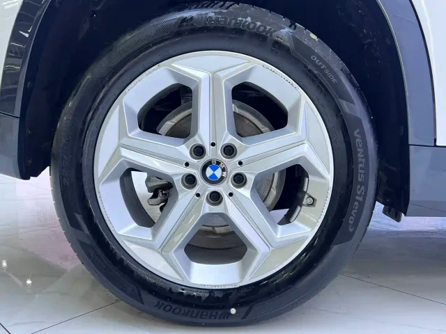 BMW X1 — Фото автомобиля 20