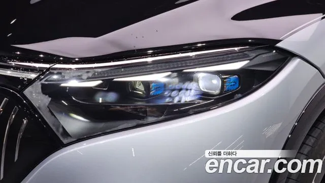 Mercedes-Benz EQS — Фото автомобиля 14